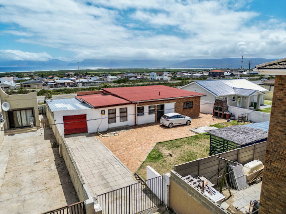 3 Bedroom Property for Sale in Hawston Western Cape